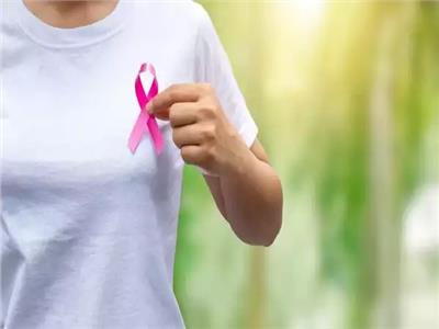 الألم والتعب المستمر الأبرز.. 5 علامات تشير إلى عودة سرطان الثدي