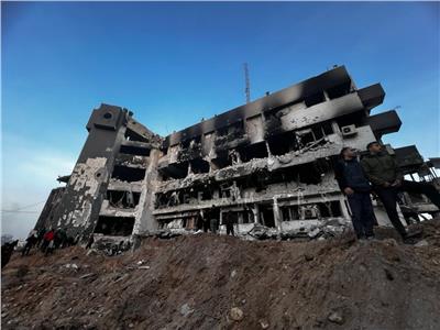 الدفاع المدني الفلسطيني: الاحتلال حرق كل مباني مجمع الشفاء