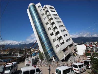 إصابة 62 شخصاً في تايوان إثر زلزال بقوة 7.4 ريختر وتحذيرات من تسونامي
