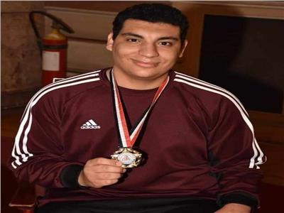 عبدالرحمن بهجت أول لاعب من ذوي الإعاقة الذهنية يتأهل لدورات الألعاب البارالمبية في تنس الطاولة