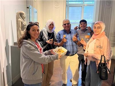 توزيع كحك العيد في «متحف الإسكندرية».. قلعة قايتباي قبلة الزوار   