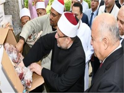 وزير الأوقاف: مشروع صكوك الإطعام الوطني حقق طفرة خلال شهر بسبب تراحم المصريين 