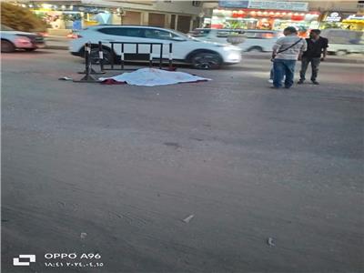 مصرع شابين صدمتهما سيارة نقل بمدخل مدينة كفر الزيات