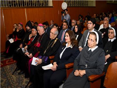 وزيرة الهجرة تُشارك في افتتاح القسم الدولي بمدرسة راهبات الأرمن الكاثوليك 