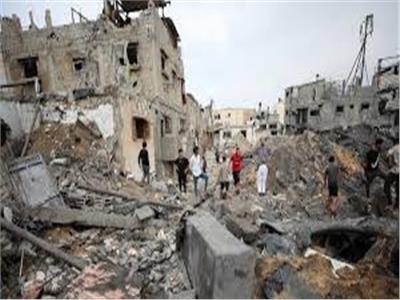 3 شهداء وعشرات الجرحى في قصف إسرائيلي على مخيم النصيرات بغزة