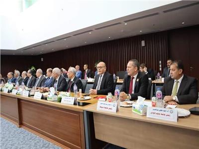 رئيس جامعة الأقصر يشارك باجتماع المجلس الأعلى للجامعات بالجامعة المصرية اليابانية للعلوم