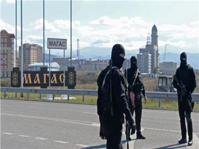 روسيا.. مقتل وإصابة ستة عناصر من الشرطة في هجوم مسلح شمالي القوقاز
