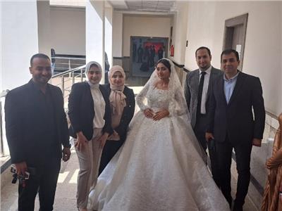 رئيس جامعة سمنود التكنولوجية: طلاب الجامعة صنعوا أرخص فستان زفاف