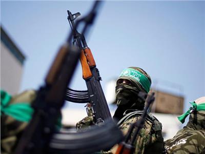 خبير: حماس قدمت مرونة كبيرة بالمفاوضات.. وتل أبيب لا تؤمن بحل الدولتين