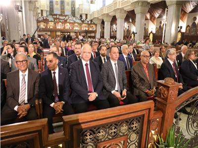 محافظ القاهرة يشهد احتفال عيد القيامة المجيد