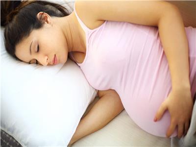 للأم الحامل .. نصائح مفيدة لزيادة حركة الجنين