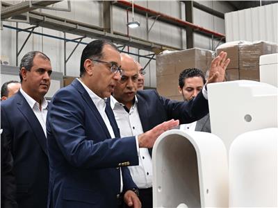 رئيس الوزراء: الحكومة تواصل جهودها لتعميق وتطوير الصناعة المصرية 