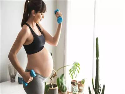 لصحتك وصحة طفلك.. 5 فوائد لممارسة الرياضة خلال فترة الحمل