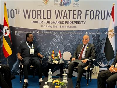 وزير الري يلتقي نظيره الأوغندي لبحث سُبل تعزيز التعاون في مجال المياه