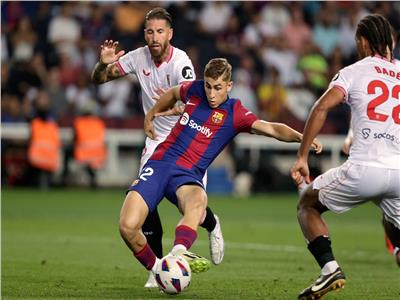 تشكيل مباراة برشلونة وإشبيلية في الدوري الإسباني