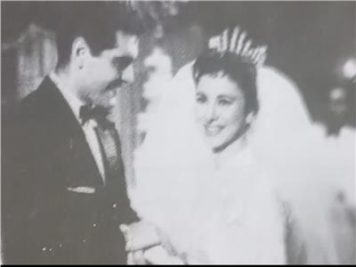 «لا تتزوجوا من فاتن حمامة».. خناقة كبيرة مع مصطفى أمين بسبب سرير سيدة الشاشة