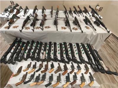 الأمن العام يضبط 40 كيلو مخدرات و35 قطعة سلاح ناري بالمحافظات