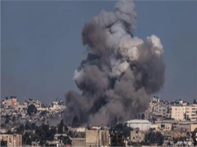 انقطاع خدمات الاتصال في رفح الفلسطينية بسبب القصف الإسرائيلي المستمر
