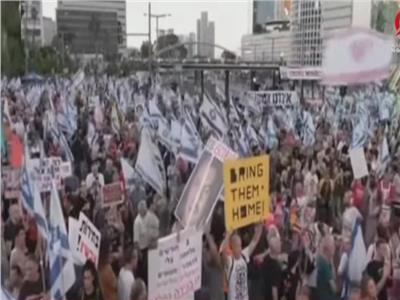 تظاهرات في تل أبيب تطالب بإنجاز صفقة تبادل الأسرى