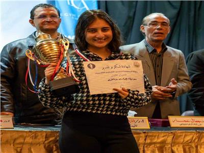 جوي روماني ثالث أصغر لاعبة شطرنج في العالم تحصد لقب أستاذة دولية