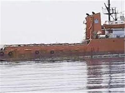 نيابة سفاجا تواصل تحقيقاتها في حادث جنوح سفينة بترولية