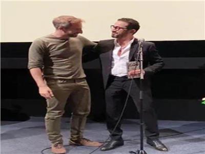 أحمد حلمي يكرم الفيلم الفلسطيني «اللد» بمهرجان روتردام للفيلم العربي