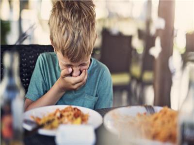 الصحة تحذر: 4 خطوات هامة تقيك من تسمم الغذاء 