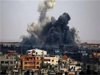 قوات الاحتلال تواصل قصف مدينة رفح ومخيم النصيرات