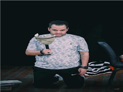 مازن الغرباوي يجري البروفات النهائية لـ"انتحار معلن" 
