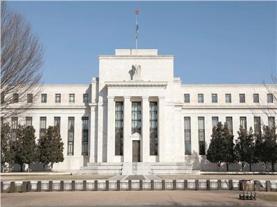 العالم يترقب الفيدرالي| «العريان» يحذر من مخاطر عدم خفض الفائدة
