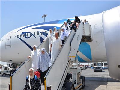مصر للطيران تسير 22 رحلة جوية من الأراضي المقدسة.. الأحد