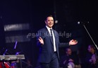 صور| تكريم الفنانين بافتتاح مهرجان الإسكندرية للأغنية.. ومدحت صالح يُحيي الحفل