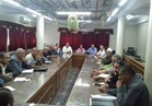 رئيس مدينة أبوقرقاص بالمنيا يناقش خطة "محو أمية" 85 ألف مواطن