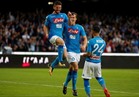 فيديو| نابولي يسحق ساسولو بثلاثية ويتصدر الدوري الإيطالي