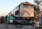 رفع آثار حادث قطار شبين القناطر بعد اصطدامه بسيارة وخروجه عن القضبان