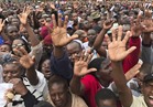 فيديو| الآلاف يحتفلون في شوارع زيمبابوي بسقوط «موجابي» المتوقع