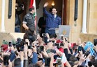 بالصور| العشرات يحتشدون أمام منزل سعد الحريري بعد تراجعه عن الاستقالة
