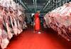 طرح 2000 طن من اللحوم البرازيلية والهندية في المجمعات الاستهلاكية بسعر مخفض