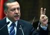 أردوغان يقترح إنهاء حظر الحجاب بالمكاتب الحكومية في تركيا