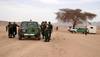 ​حرس الحدود التونسي يوقف سيارتين محملتين بالأسلحة علي الحدود الليبية