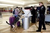 تشديد الإجراءات الأمنية في المطارات الأمريكية بعطلة عيد الاستقلال