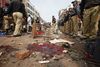 إصابة خمسة من رجال الشرطة الباكستانية إثر انفجار قنبلة شمال غرب البلاد