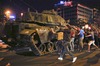 سكاي نيوز: انقلابيون يستولون على فرقاطة ويحتجزون قائد الأسطول التركي