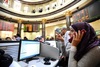 بورصة مصر تسجل أعلى مستوى في 13 شهرا وصعود أسواق الخليج بدعم النفط