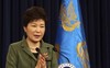 المعارضة الكورية الجنوبية تسعى للتصويت على إقالة الرئيسة بالبرلمان