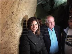 صور.. وزيرة الهجرة ترافق نائب وزير الخارجية اليوناني بجولة في الأهرامات