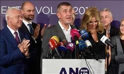 حكومة التشيك توافق على الاستقالة بعد خسارة اقتراع على الثقة