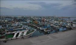 إغلاق ميناء الصيد بالبرلس بكفر الشيخ بسبب سوء الأحوال الجوية