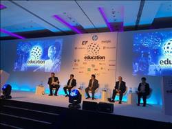 طارق شوقي يلقي محاضرة فى المنتدي العالمي للتعليم