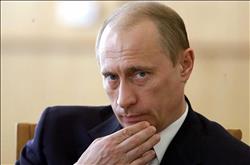 واشنطن تدرج 200 وزير وسياسي ورجل أعمال روسي في قائمة عقوبات الكريملين